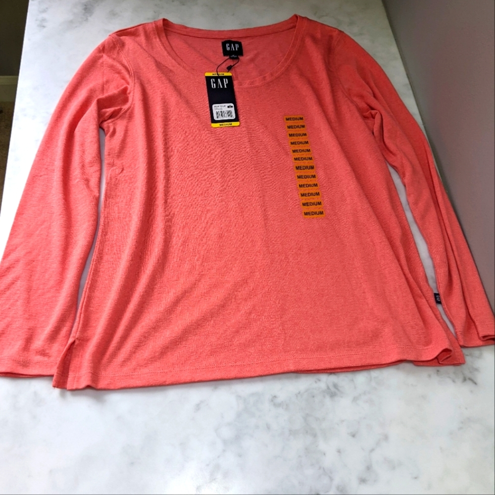 Gap Long Sleeve Tee - Picture 8 of 10